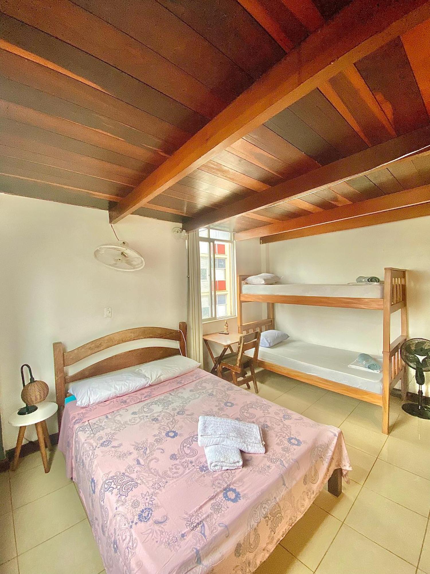 Casamarelo Hostel Salvador Ngoại thất bức ảnh