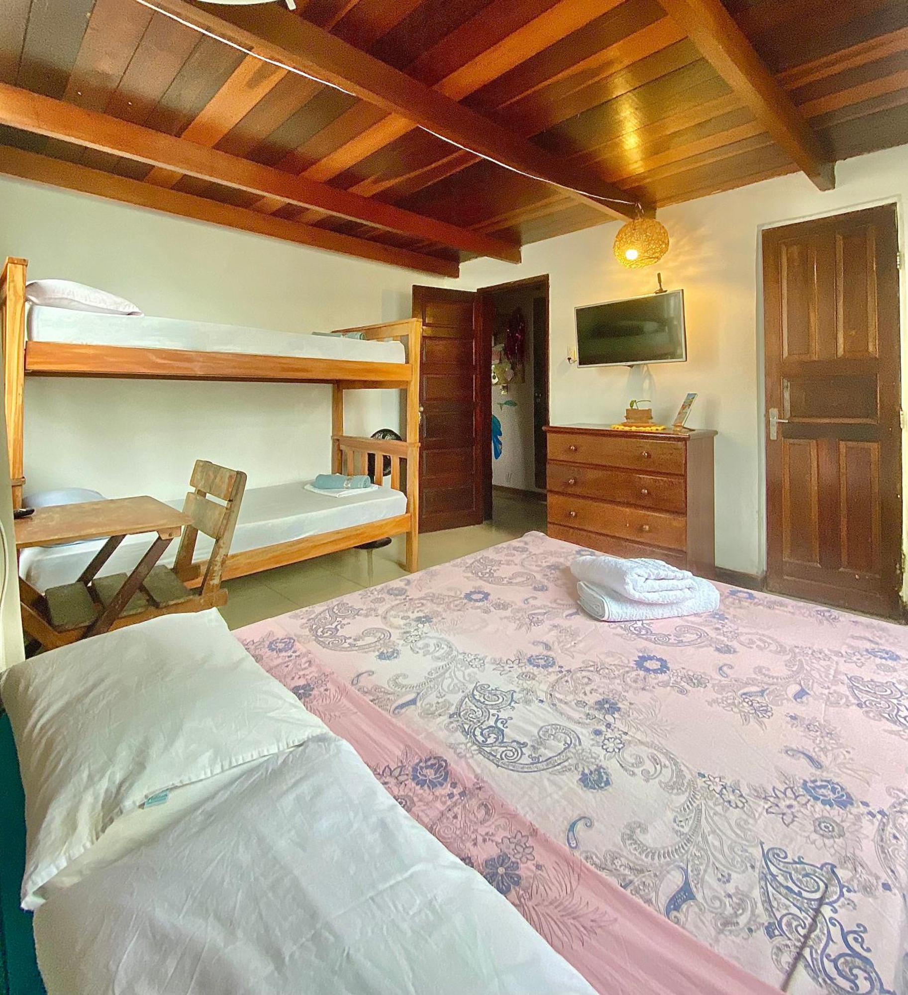 Casamarelo Hostel Salvador Ngoại thất bức ảnh