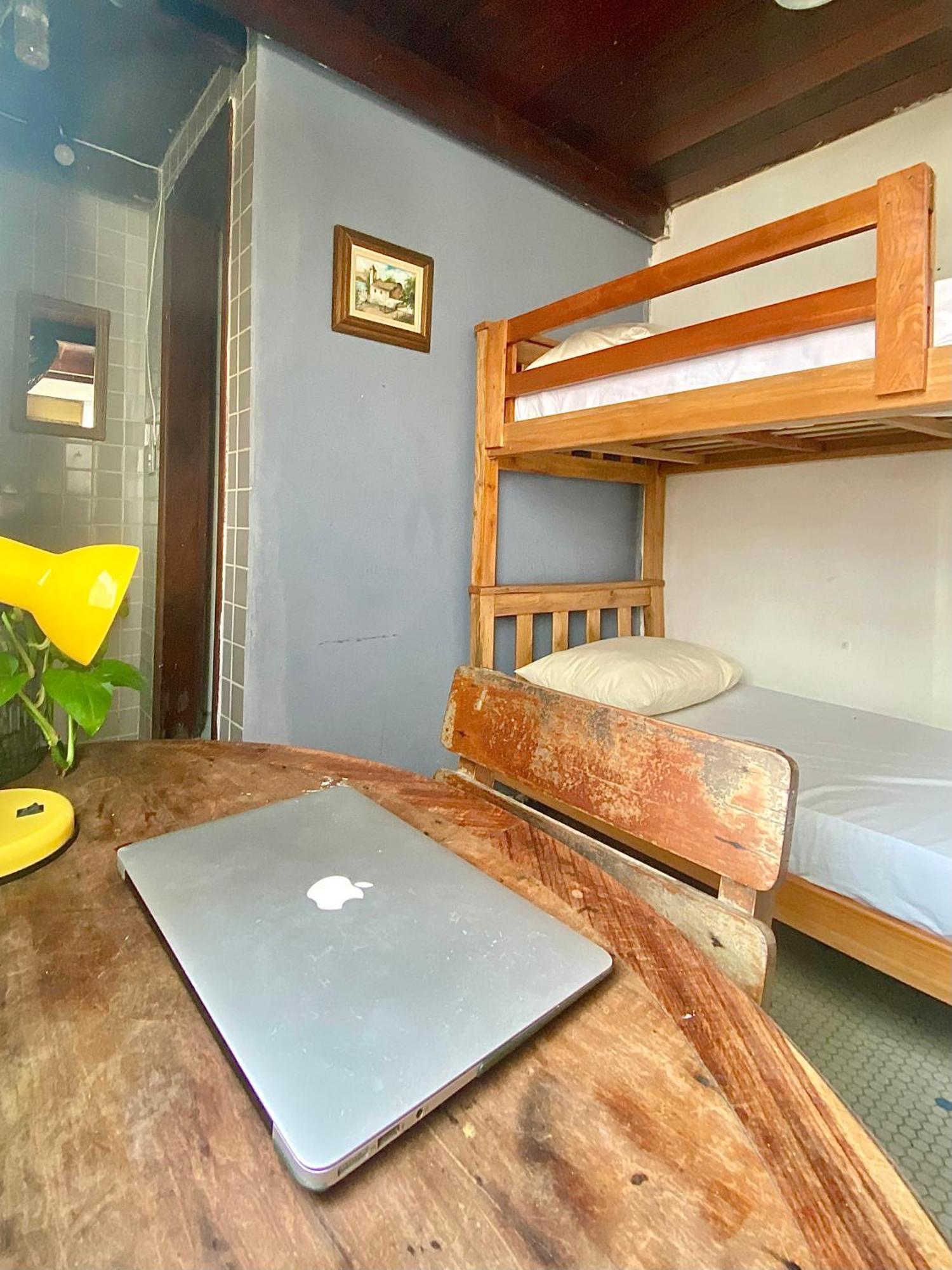 Casamarelo Hostel Salvador Ngoại thất bức ảnh