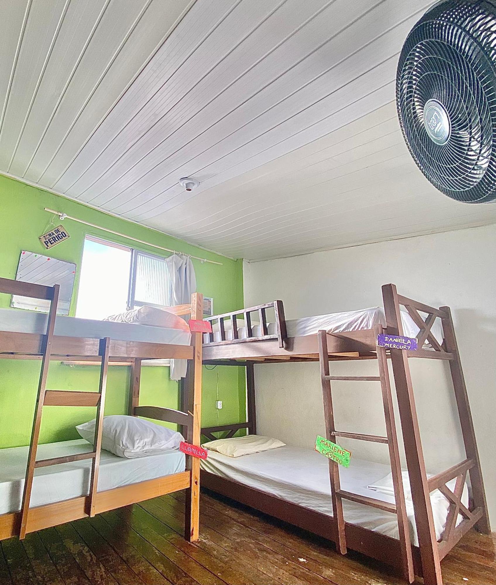 Casamarelo Hostel Salvador Ngoại thất bức ảnh